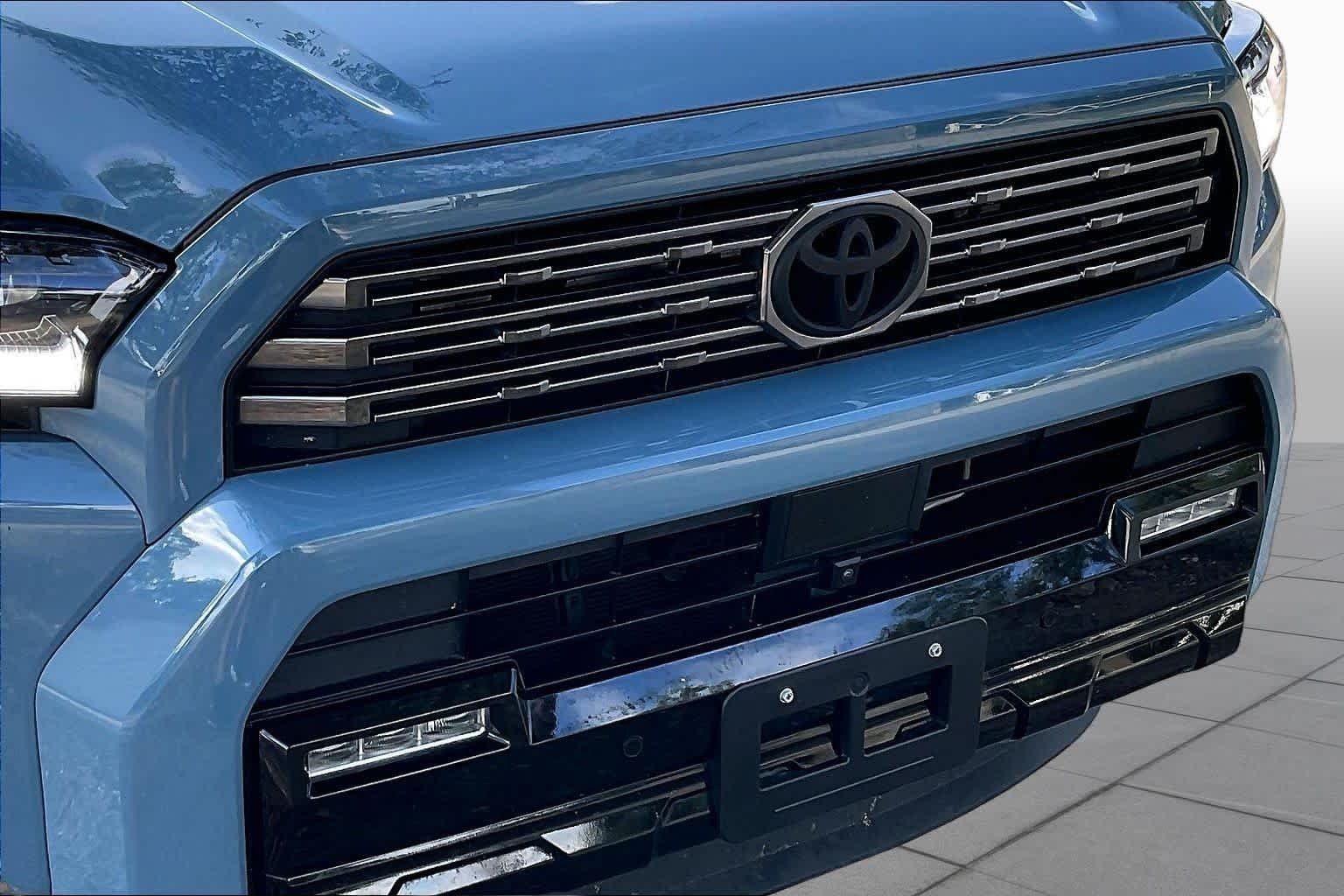 Used 2026 Heritage Blue Toyota Hybrid Platinum image 29