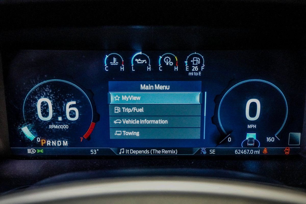 Used 2022 Black Ford Limited image 24