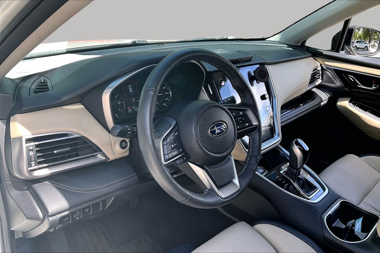 Used 2023 Crystal White Pearl Subaru Limited image 18