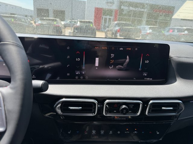 2026 Nissan Sentra SR - Photo 10
