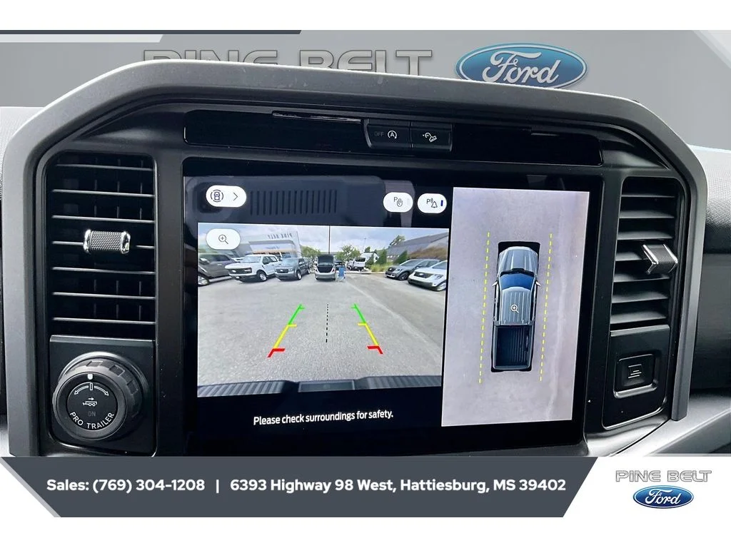 New 2026 Oxford White Ford XLT image 16