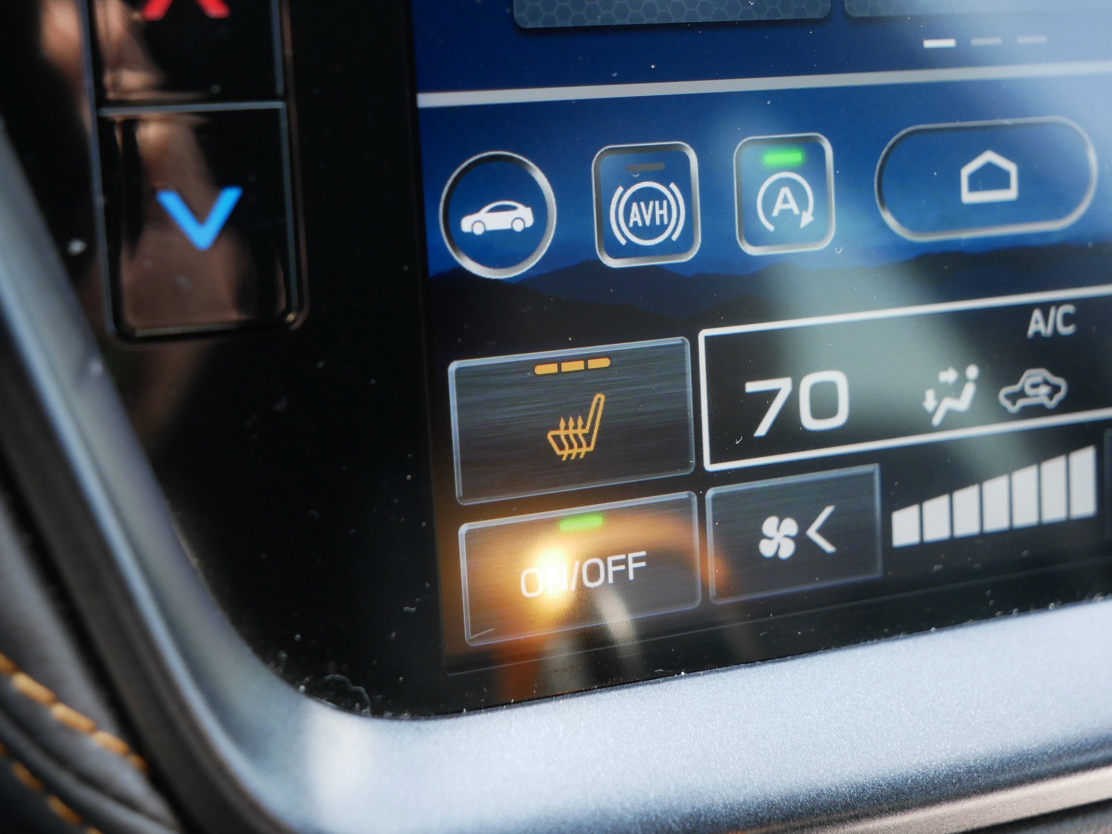 Used 2023 Ice Silver Metallic Subaru Wilderness image 28
