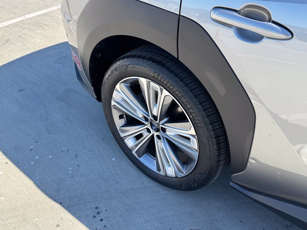 Certified Used 2023 Carbon Subaru Limited image 24