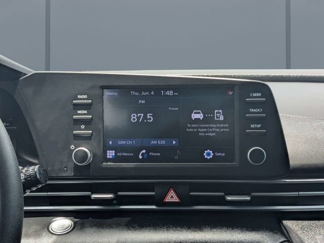 Used 2022 Red Hyundai SEL image 16