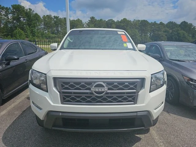 Used 2024 White Nissan SV image 2