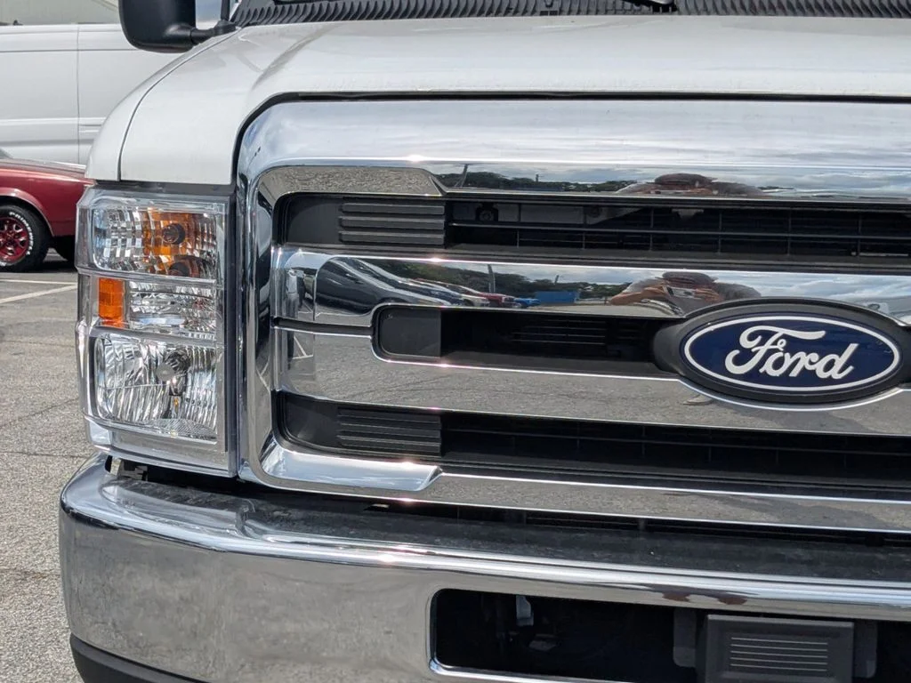 2026 Ford E-Series Cutaway Base - Photo 10