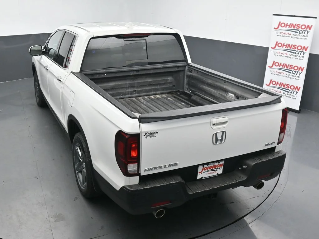 Used 2023  Honda RTL-E image 28