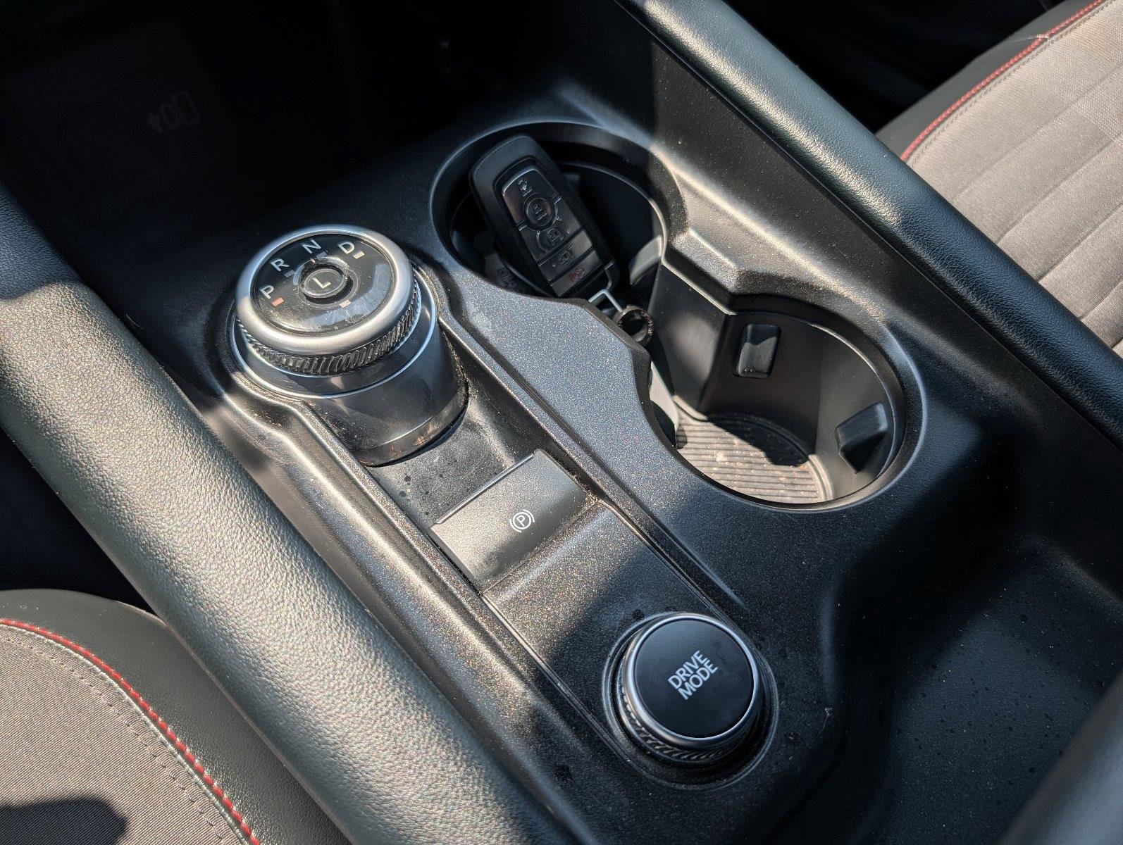 Used 2025 Carbonized Gray Ford ST-Line image 19