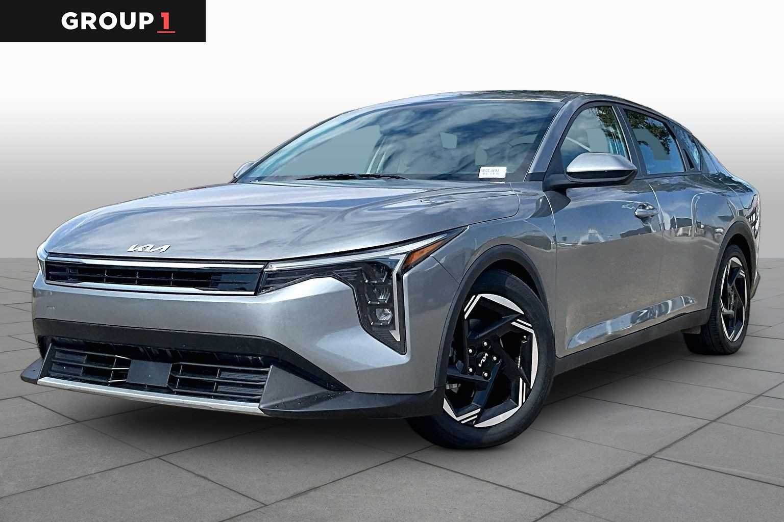 Pre-Owned 2025 Kia K4 EX