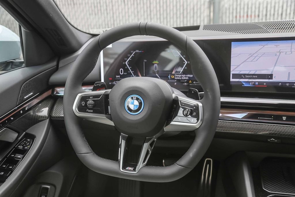 New 2027 Brooklyn Grey Metallic BMW 550e xDrive image 11