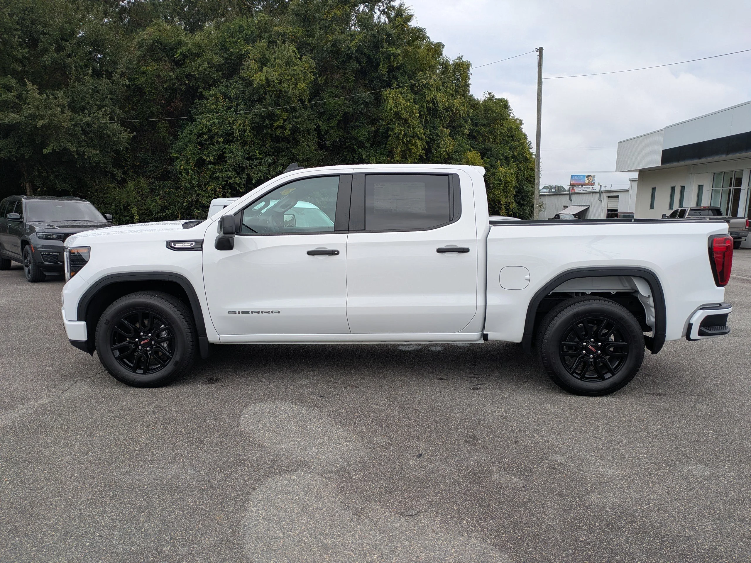 2025 GMC Sierra 1500 Pro - Photo 7