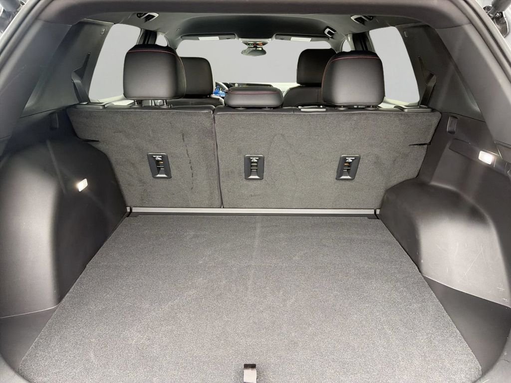 Used 2025 Gray Chevrolet RS image 7