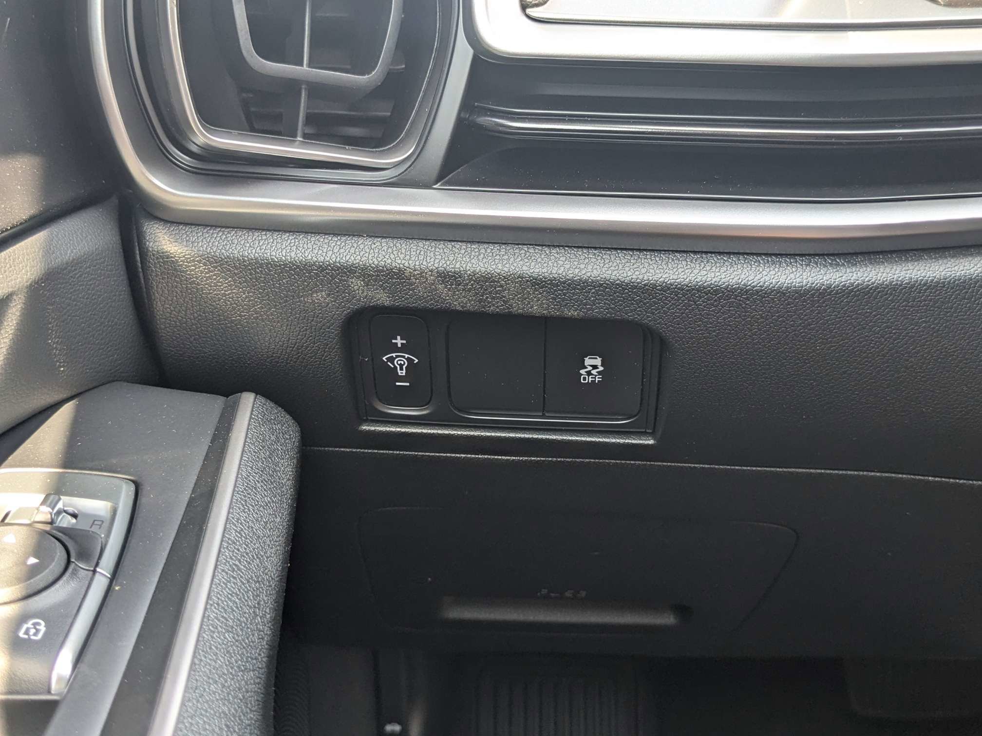 New 2026 Ebony Black Kia LX image 29