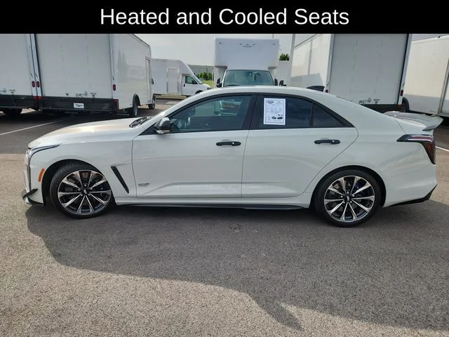 Used 2022 White Cadillac V-Series image 4