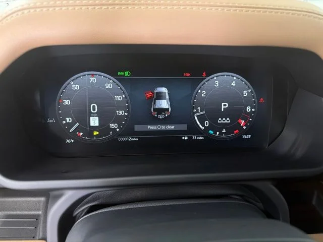 New 2026 Borasco Gray Metallic Land Rover S image 28