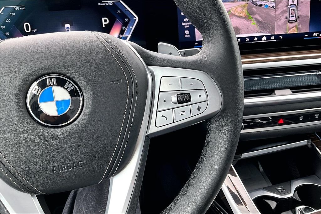 Used 2026 White BMW xDrive40i image 10