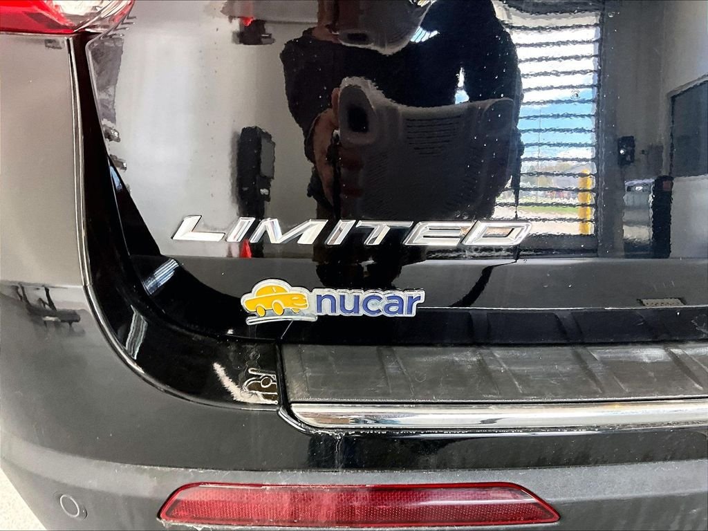 Used 2023 Black Metallic Ford Limited image 29