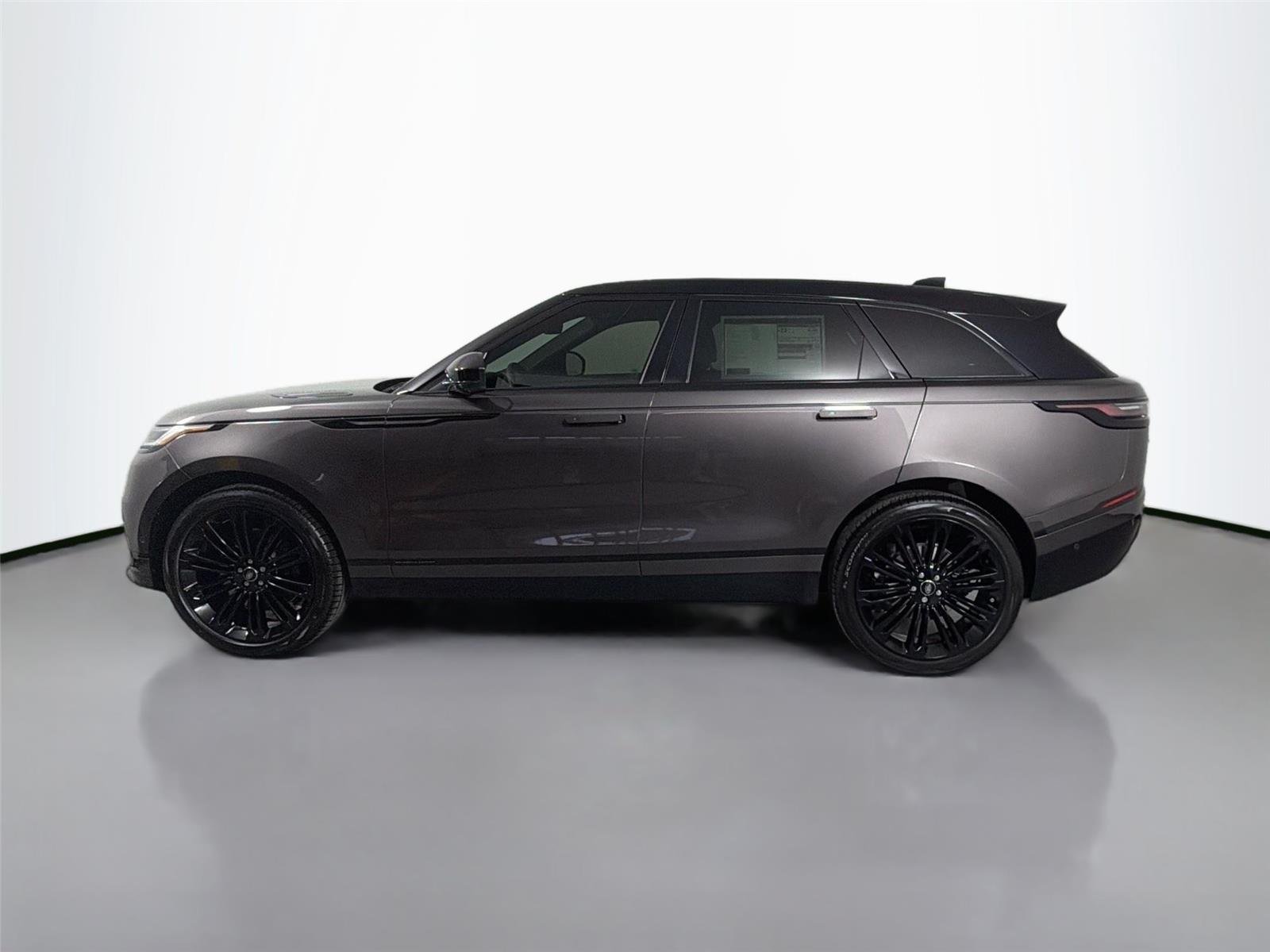 New 2026 CHARENTE GREY Land Rover Belgravia Edition image 7