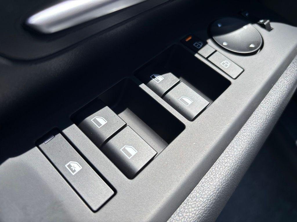 New 2026 Gray Hyundai Blue image 18