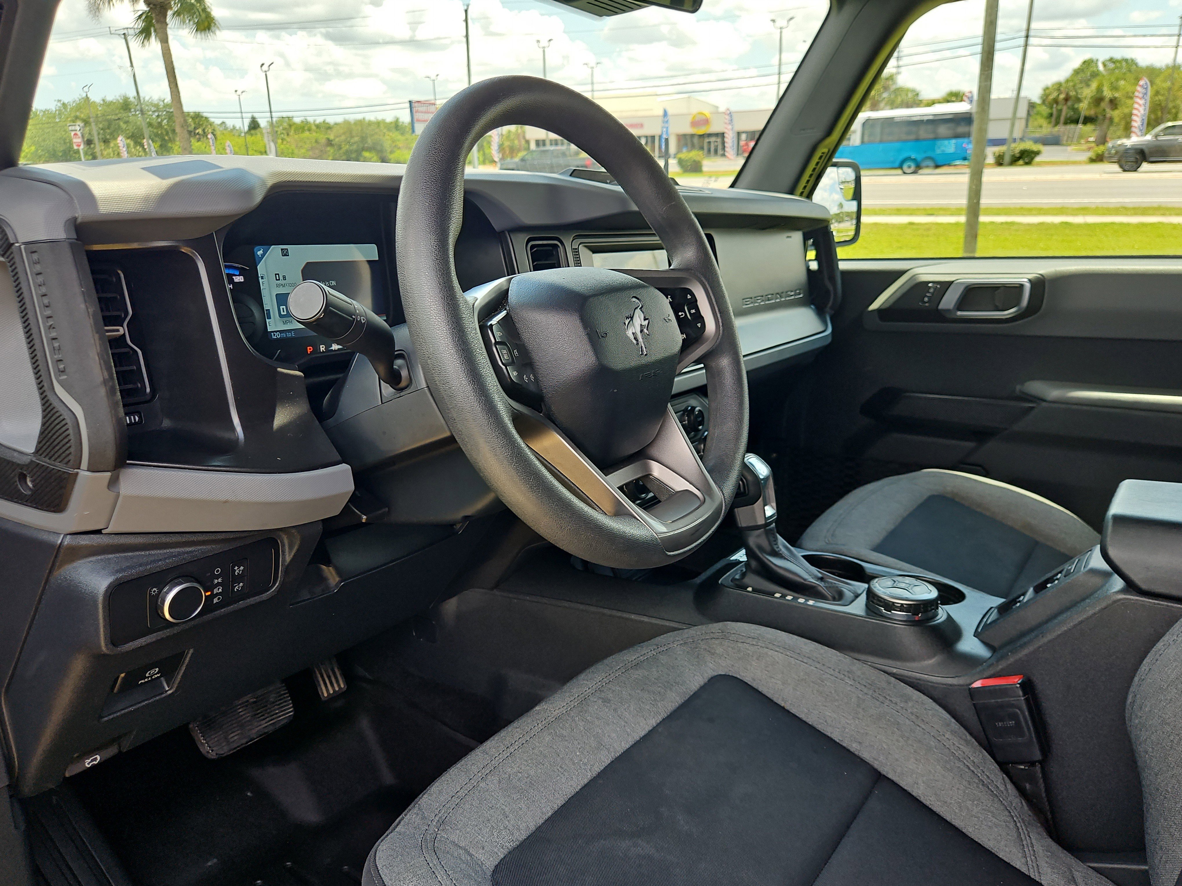 Used 2021 Blue Ford Base image 15