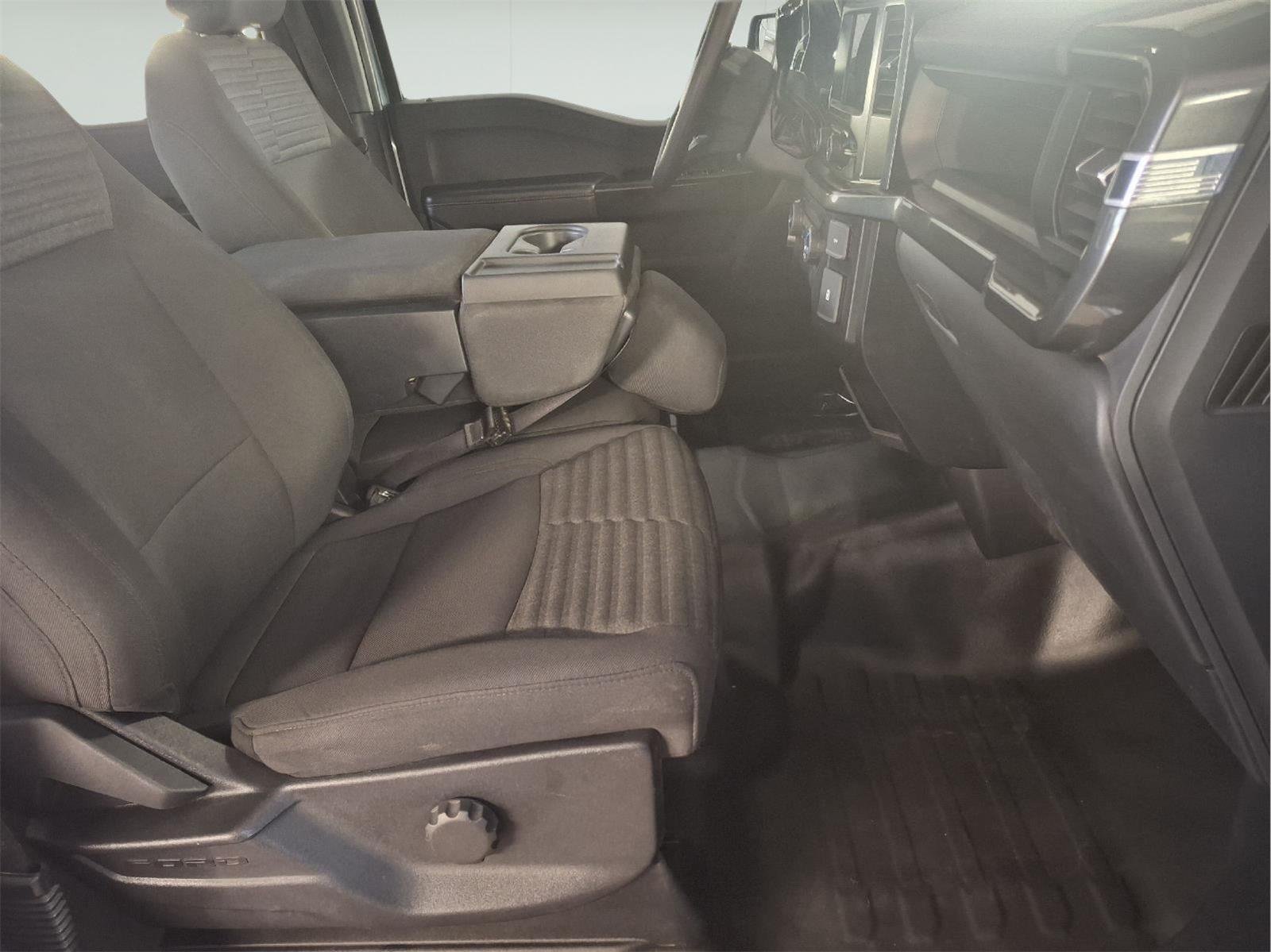 Used 2023 Iconic Silver Ford XL image 21
