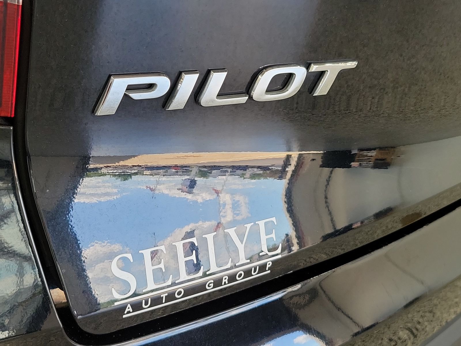 Certified Used 2020  Honda Elite image 6