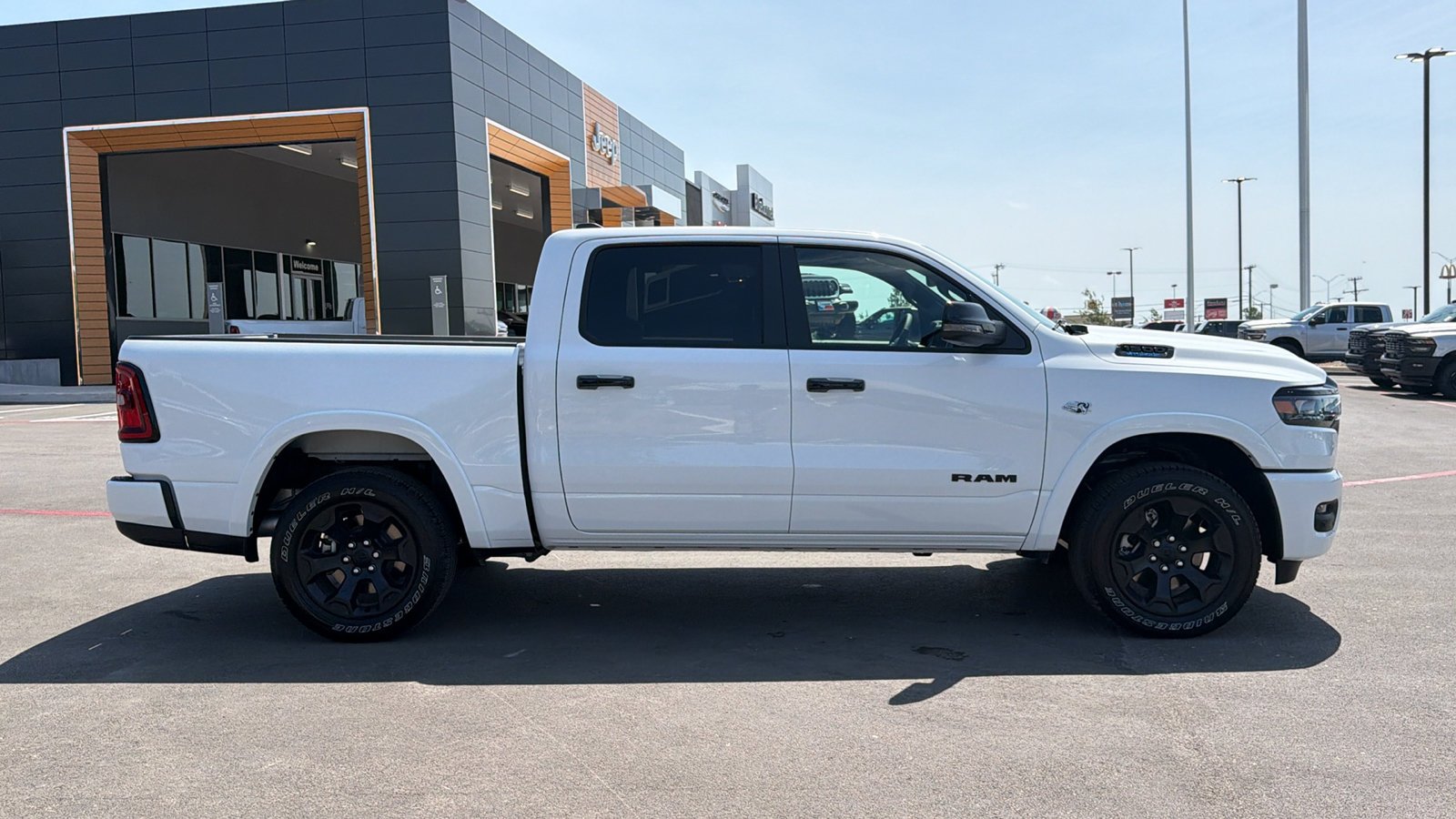 New 2026 Bright White Clear-Coat Exterior Paint RAM Lone Star image 4