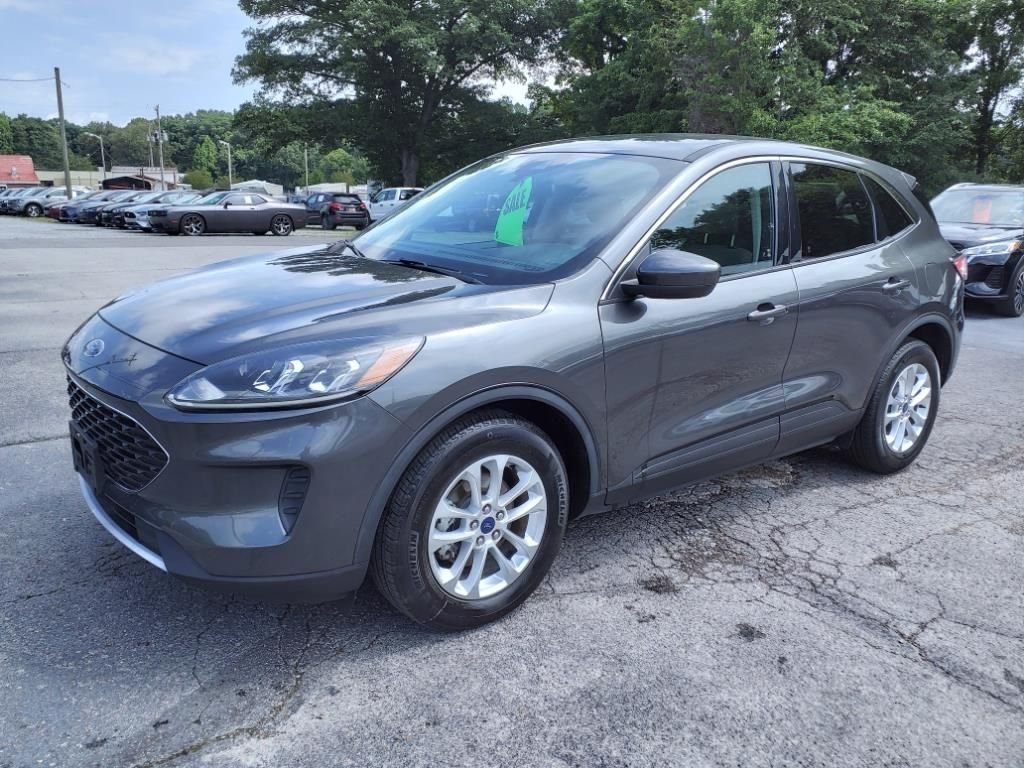 2020 Ford Escape SE FWD's photo