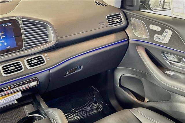New 2026 Selenite Grey Metallic Mercedes-Benz GLS 450 image 51