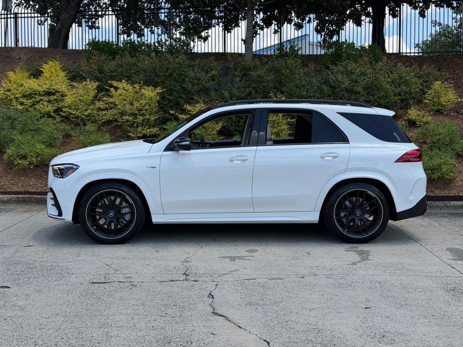 Used 2026 Polar White Mercedes-Benz AMG® 53 4MATIC+ image 7