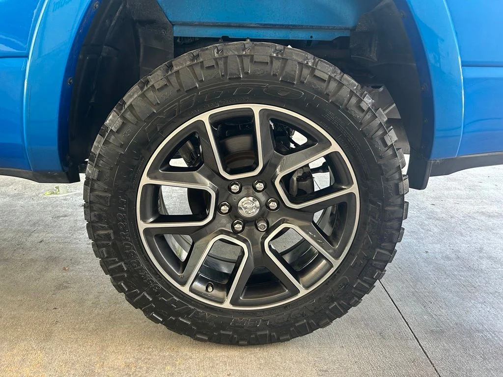 Used 2020 Blue Ram Laramie image 19