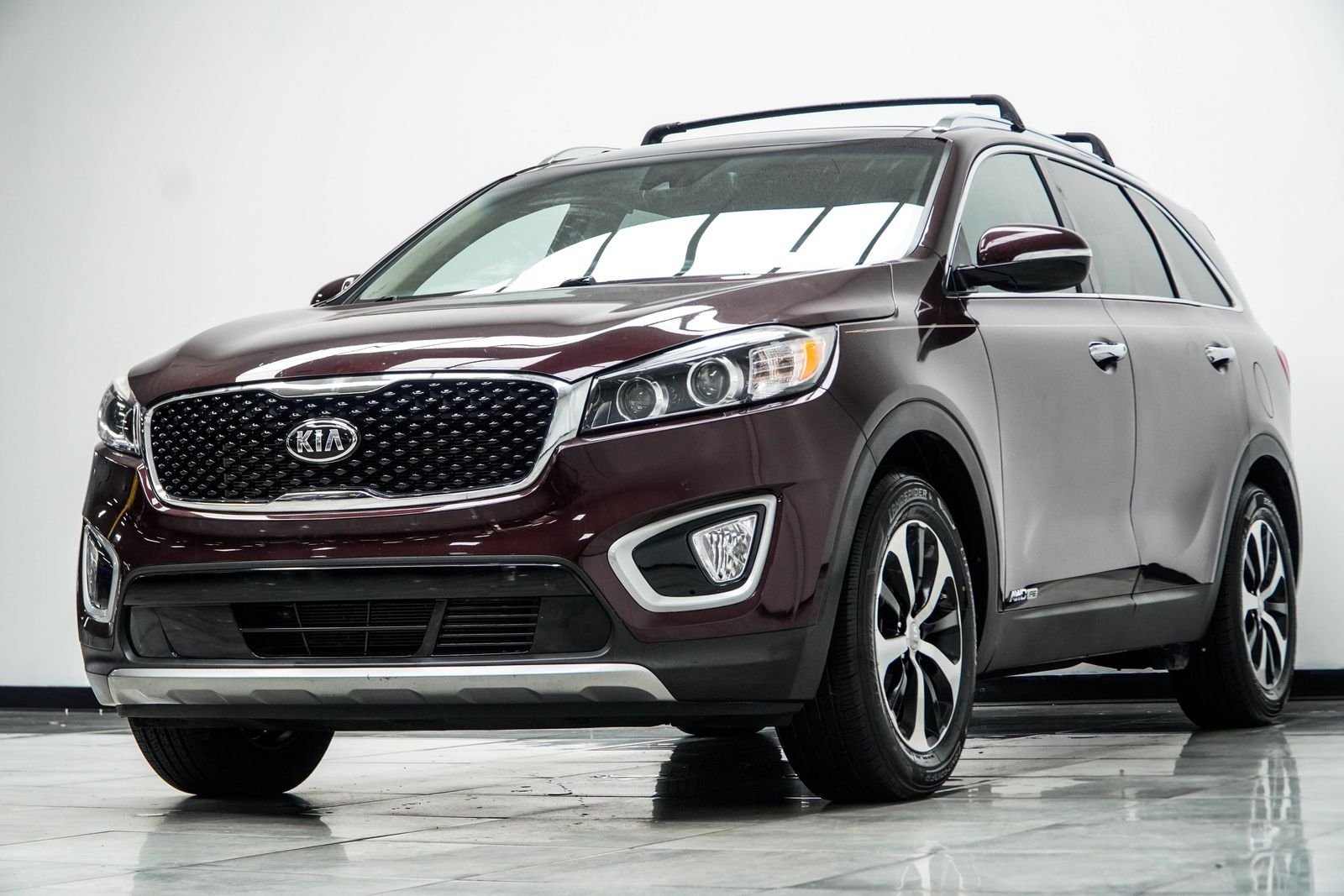 Used 2018 Purple Kia EX image 8