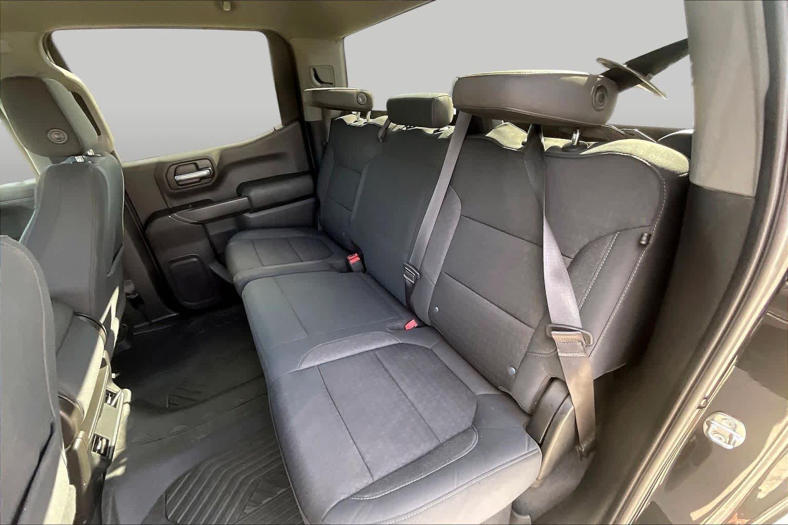 Used 2020 Black Chevrolet LT image 18