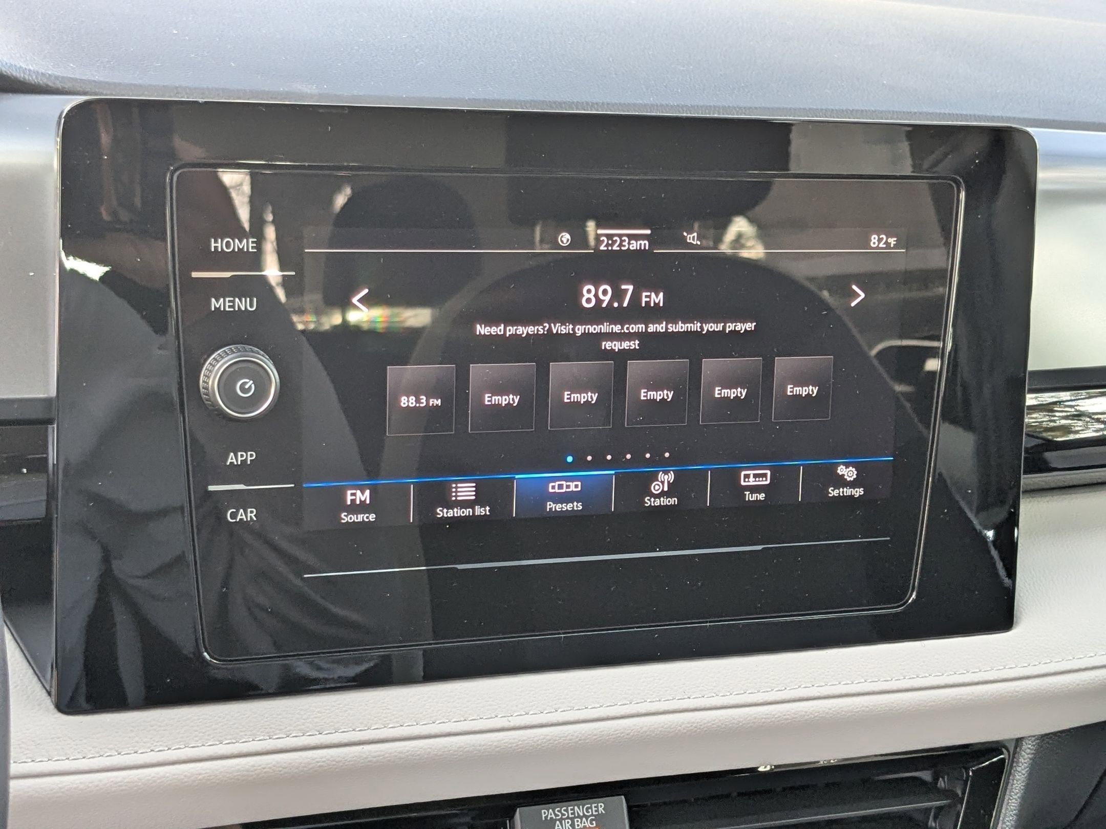 New 2026 Platinum Gray Metallic Volkswagen S image 11