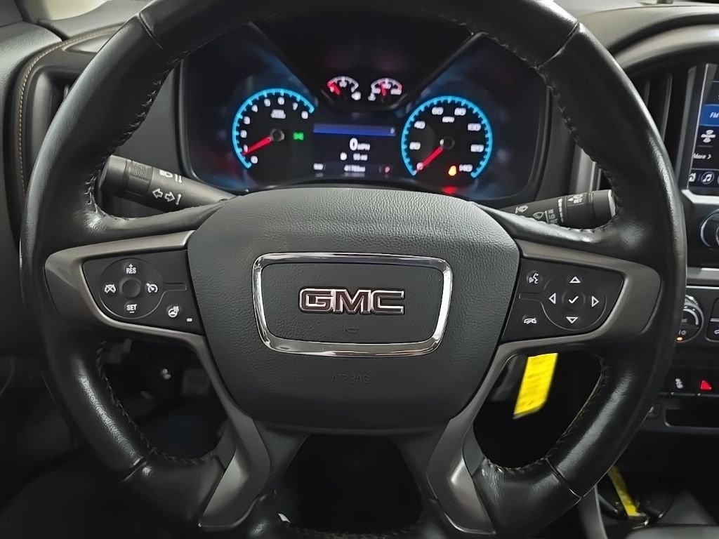 Used 2022 Summit White GMC AT4 w/Leather image 18