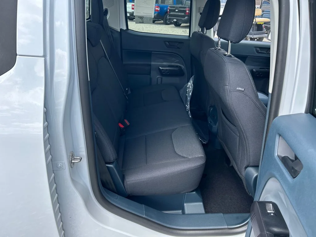 New 2026 Oxford White Ford XL image 19