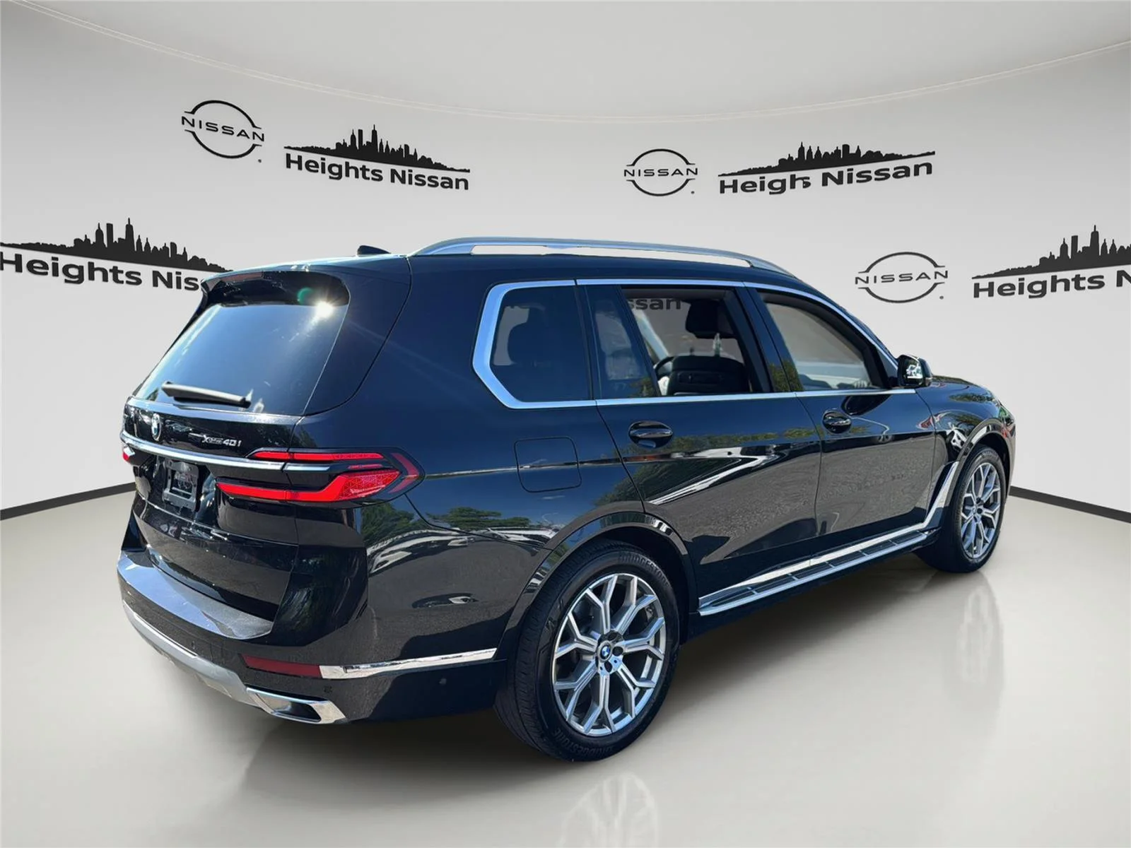 2025 BMW X7 40i - Photo 8