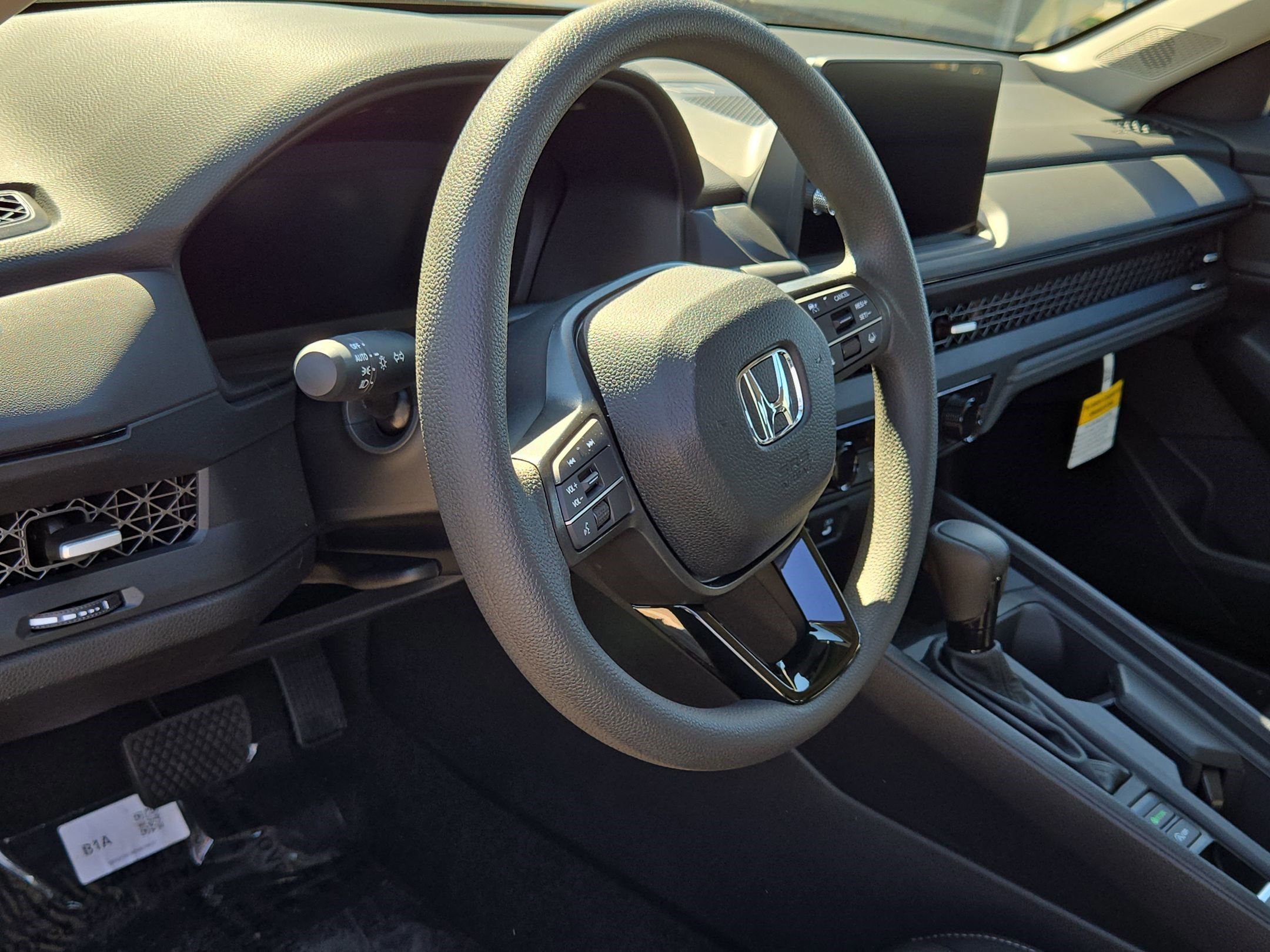 New 2026 Crystal Black Pearl Honda SE image 11
