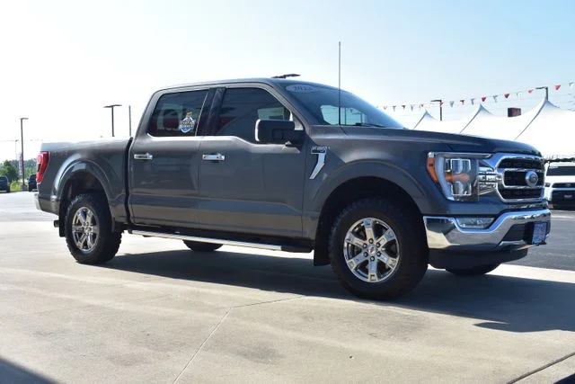 Used 2023 Gray Ford XLT image 4