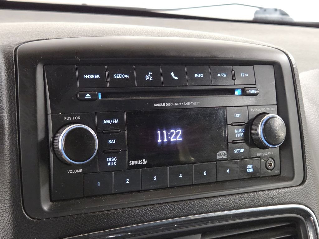 Used 2015 Black Dodge SXT image 24