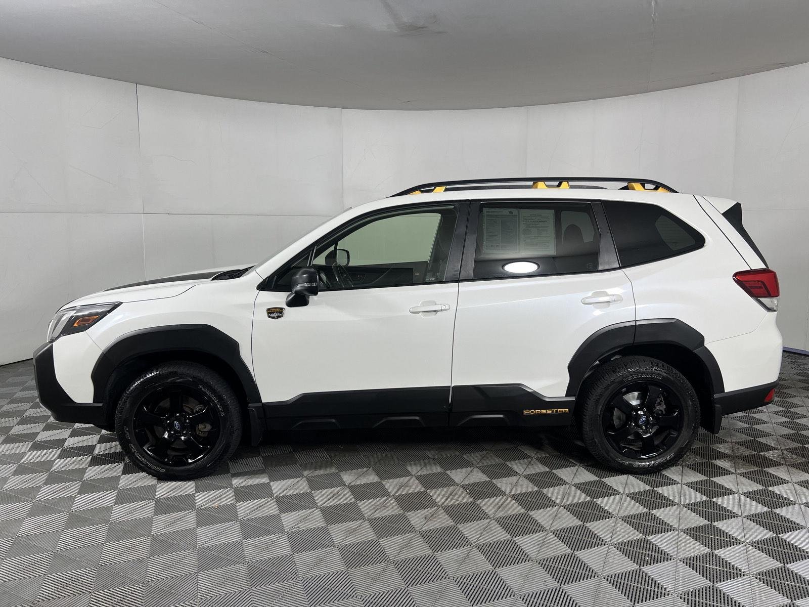 Certified Used 2024 Crystal White Pearl Subaru Wilderness image 18