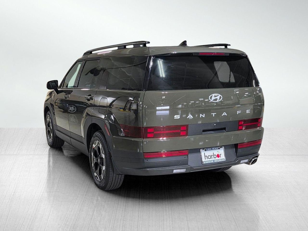 New 2026 Rockwood Green Hyundai SEL FWD image 5