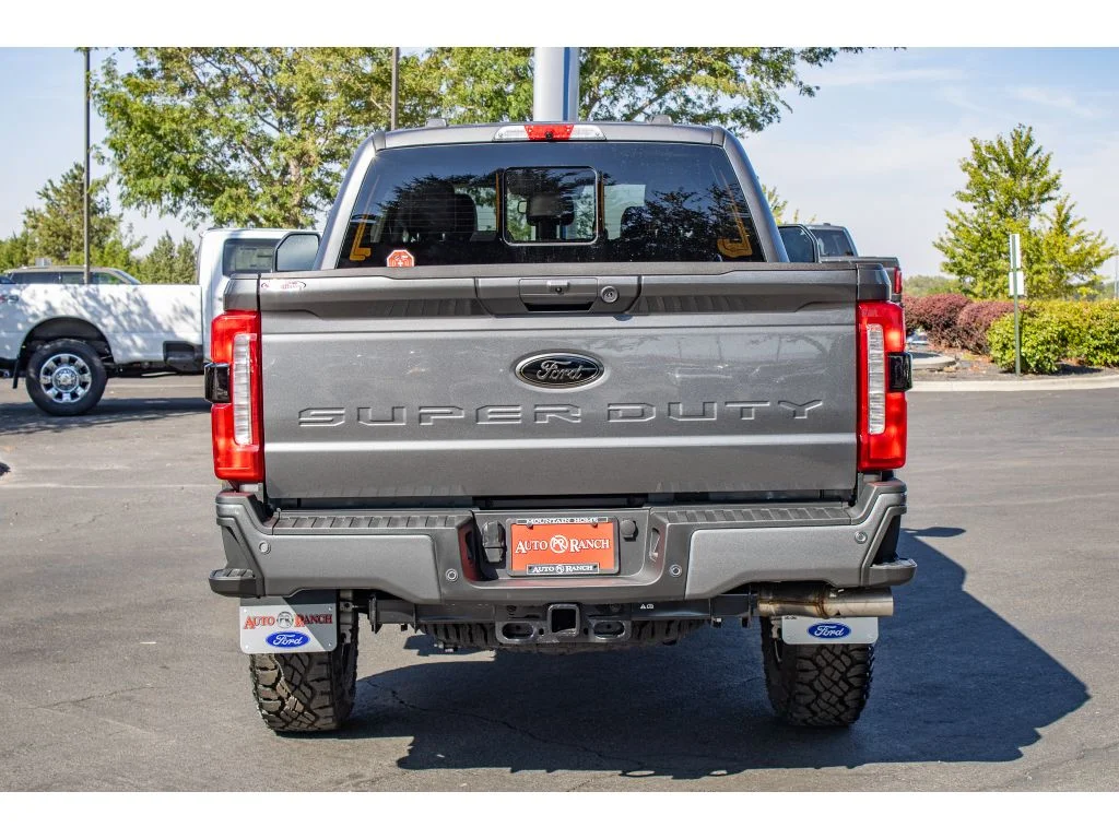 New 2026 Carbonized Gray Metallic Ford F-350® Lariat® image 7