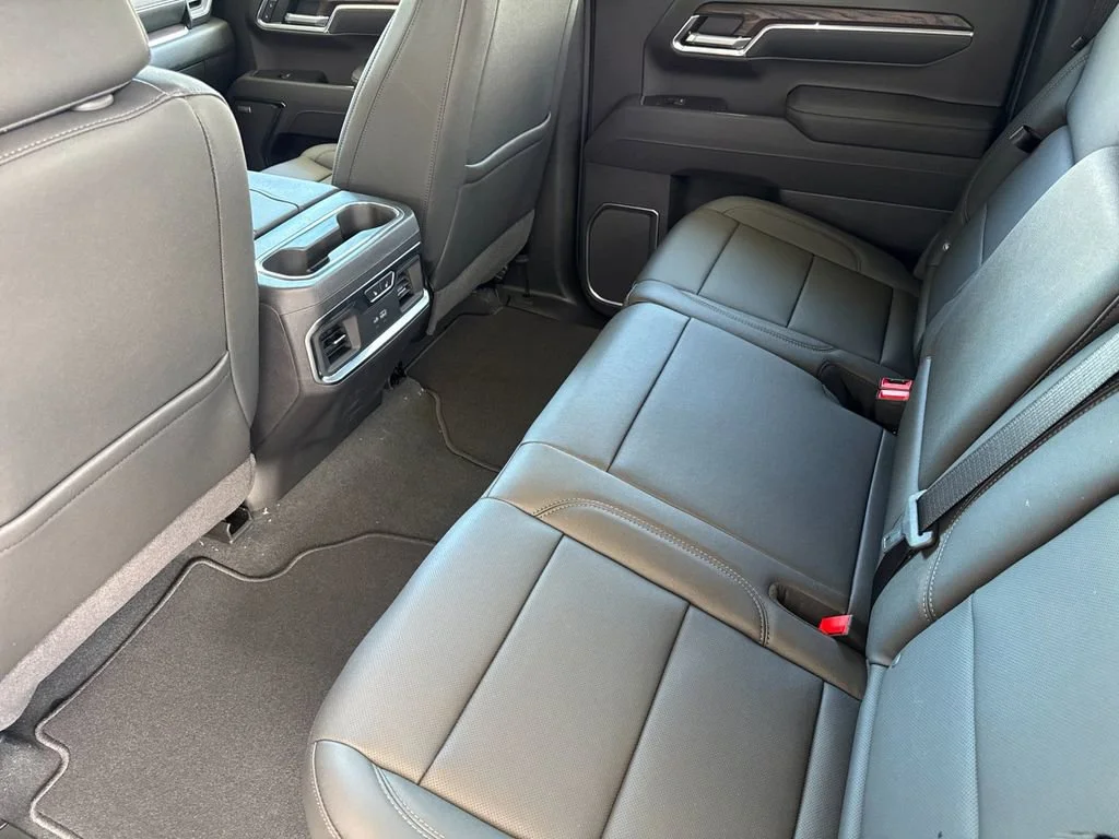 2026 GMC Sierra 1500 SLT - Photo 11