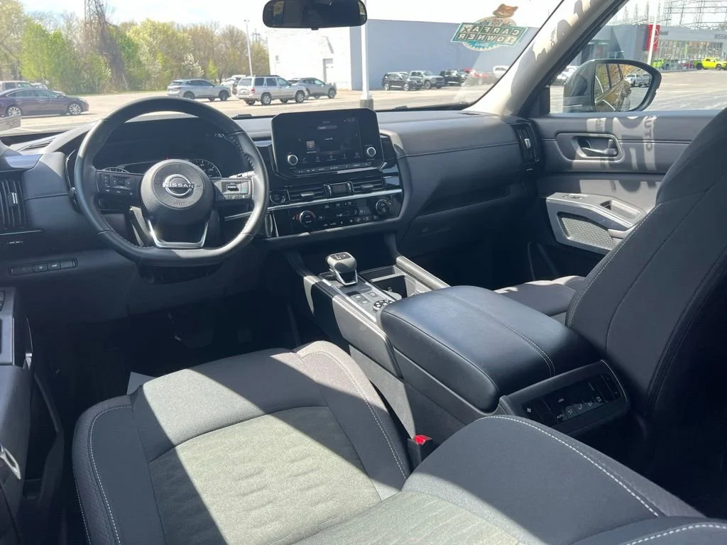 Used 2025 Black Nissan SV image 15