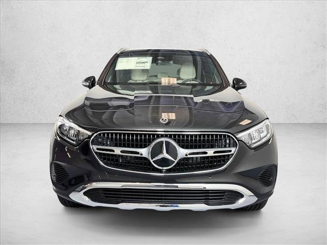 New 2026 Graphite Grey Metallic Mercedes-Benz GLC 300 image 32