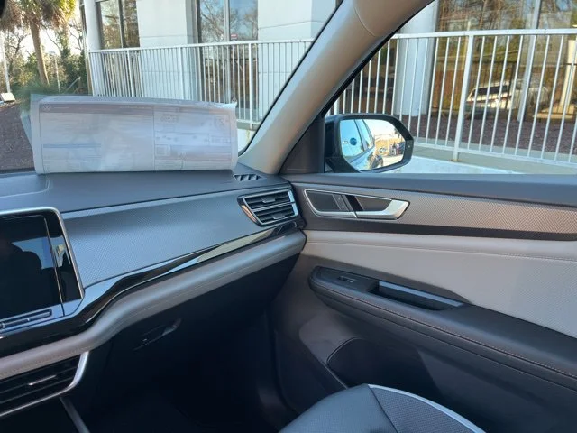 New 2026 Black Volkswagen Peak Edition image 18