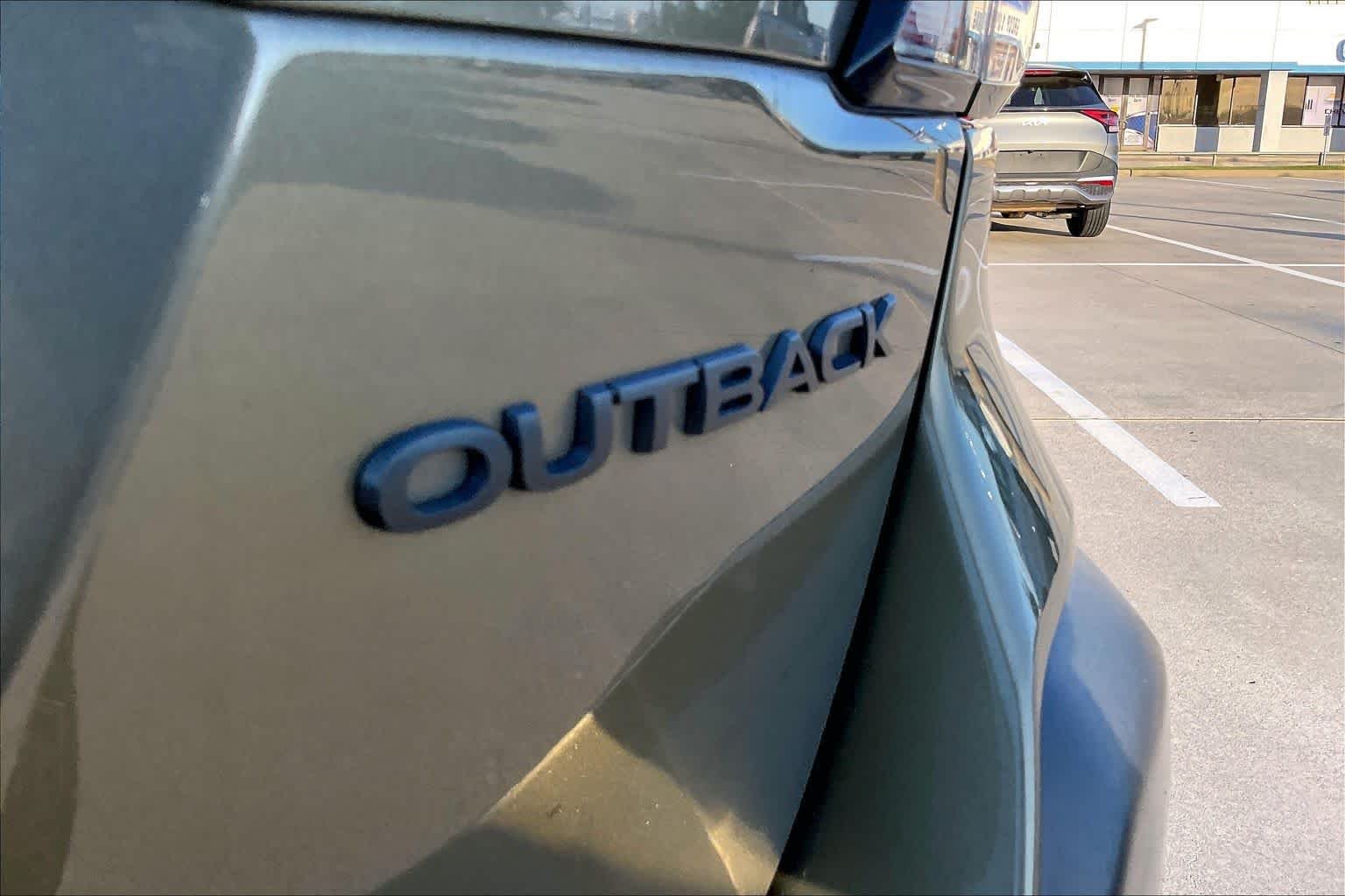 Used 2023 Autumn Green Metallic Subaru Onyx Edition image 10