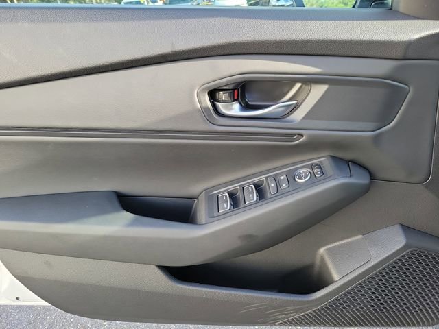 2025 Honda Accord SE - Photo 21