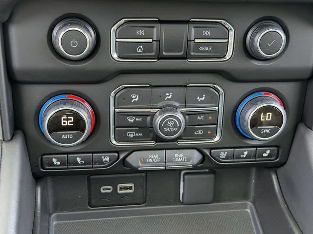 Used 2023 Black Chevrolet Premier image 28